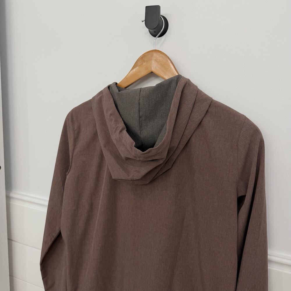 Women’s Vuori Trainer Shell Jacket Hazel Linen XS - Picture 7 of 8